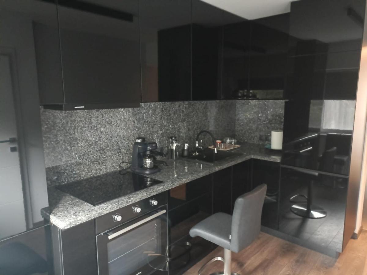 New Apartment Apartament Modern Recent Construit Modern Ujepitesu Tarsashazi Lakresz Miercurea Ciuc Zewnętrze zdjęcie